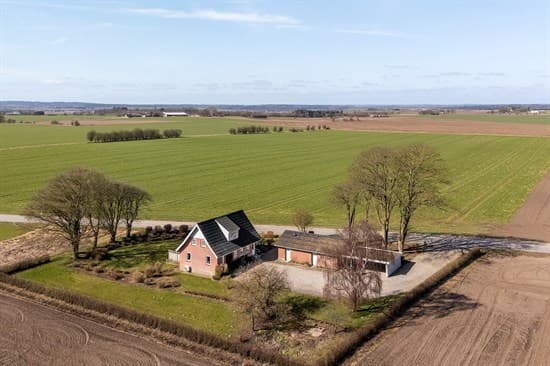 Tinghøjvej 11, Dalbyover - billede 1
